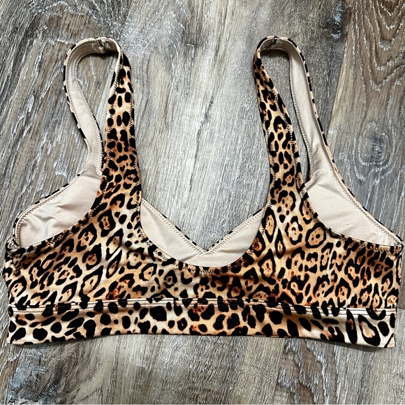 Victoria’s Secret Leopard cutout bandeau bikini top M - Picture 2 of 3